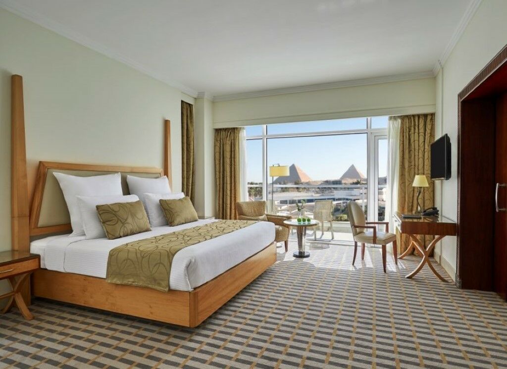Steigenberger Pyramids Cairo Hotel Al Kawm al Akhdar Ngoại thất bức ảnh Deluxe Room